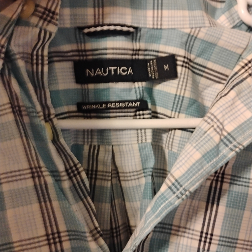 Nautica Men's M Blue White Business Casual Button Down Plaid Long Sleeve Shirt